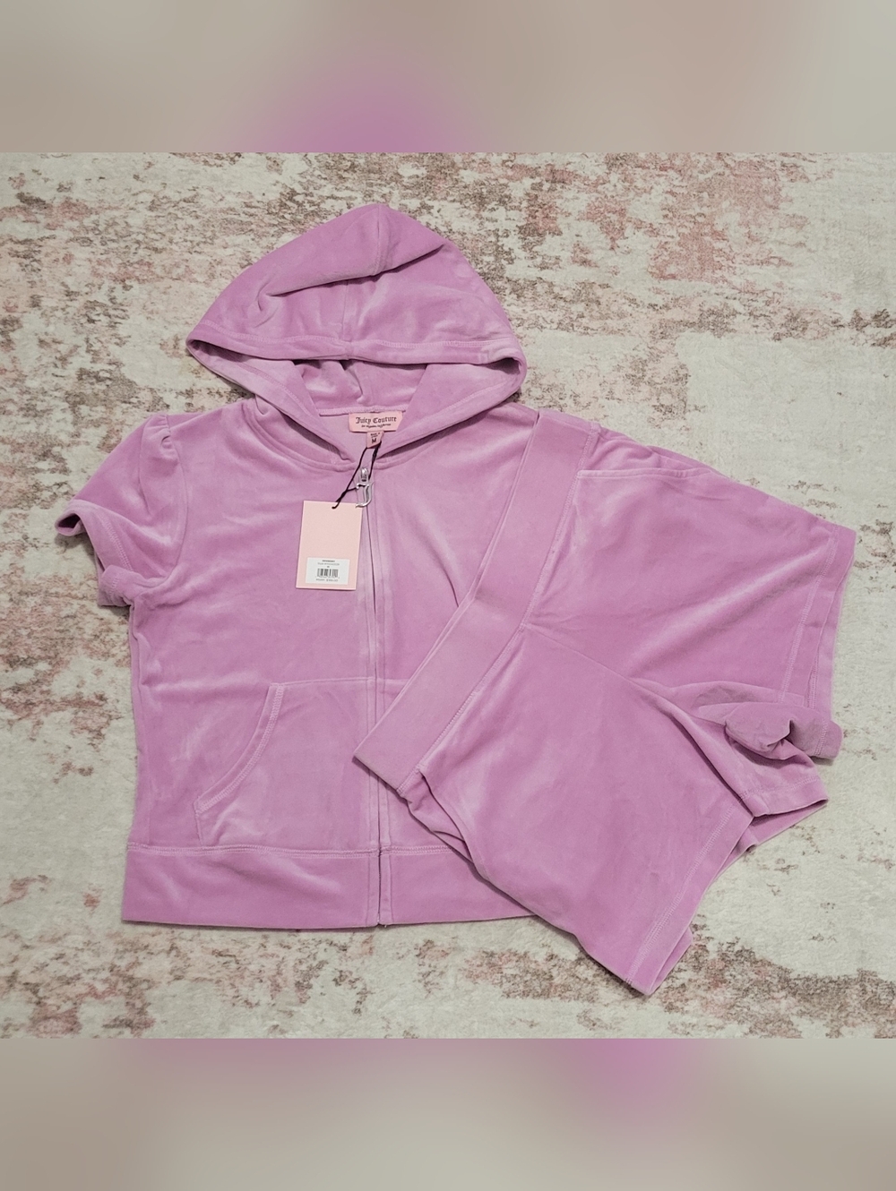 Juicy Couture Dewberry Velour Short Sleeve Hoodie & Shorts Tracksuit Set - M - Picture 2 of 6